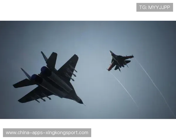 ACE连续轰炸对手崩溃