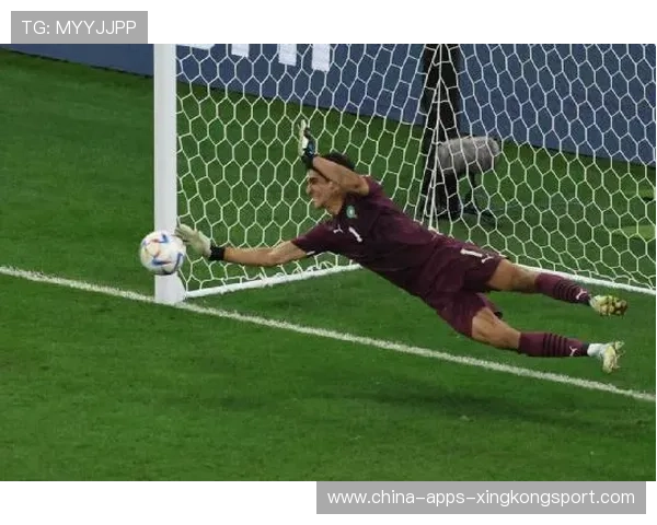 阿德里安点球扑救成为焦点