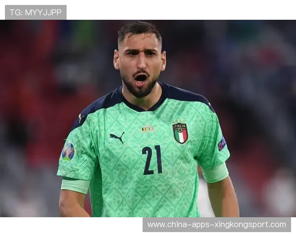 曼城短传联动犀利，联赛领跑优势明显