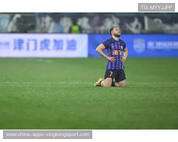 天津津门虎外线尝试大胆,险些轰出世界波